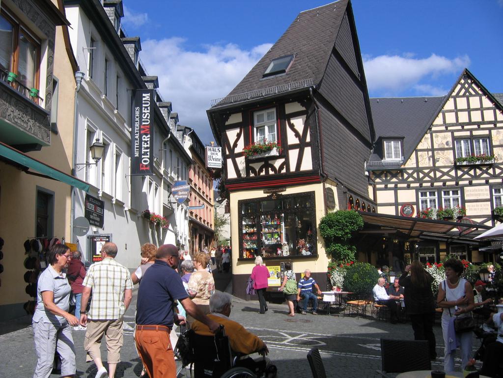 but long enough to enjoy a wienerschnitzel lunch in a quiet courtyard, then on to Wertheim and Miltenburg, noted for its preserved half-timbered houses that line its main street.