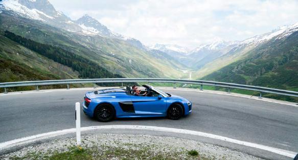 Your final day of driving will take you south towards Lake Geneva via a series of lazy sweeping roads and tight bends.