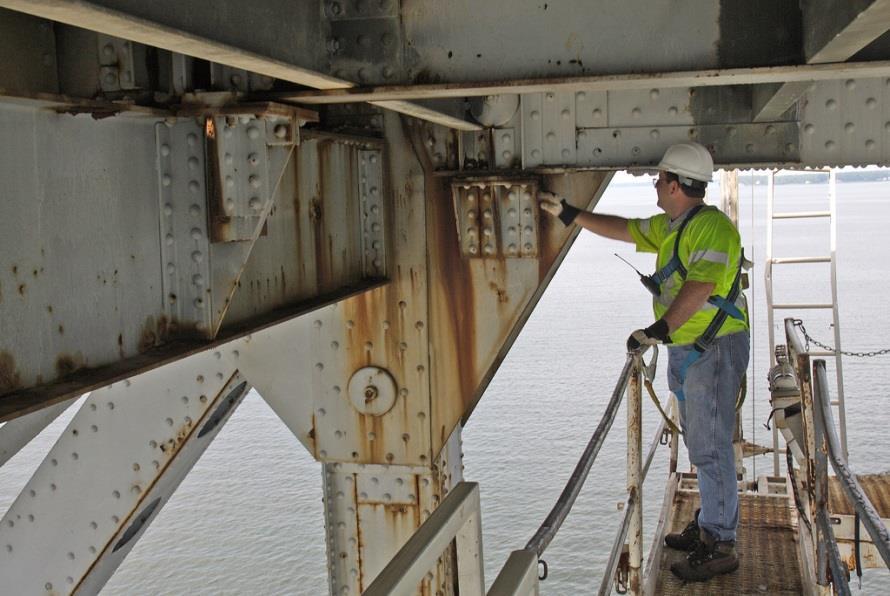 BRIDGE INSPECTIONS AND RATINGS 9 BRIDGE INSPECTIONS AND RATINGS Bridges are inspected on a regular basis to ensure that they can safely remain in use.