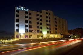 DAYS INN HOTEL If what you're looking for is a conveniently located hotel in Amman, look no further than Days Inn Hotel & Suites.