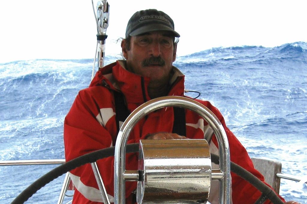 CAPTAIN WAYNE FALB +1 561/281-8364 (CELL) Home base: West Palm Beach, FL Email: captwaynef@gmail.com Objective, Private yacht/transports/deliveries/sea trials/relief skipper Personal Citizenship: U.