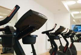 In the adjacent fitness area, equipped with modern cardioequipment, you have the option of finishing off the