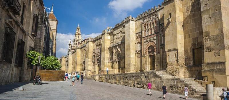 The mixt of architectural styles Day 02 - Córdoba Full Day Tour Today we ll be visiting Cordoba, a city with rich