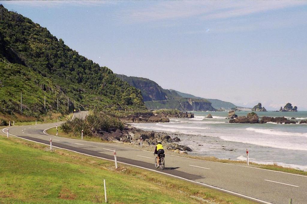 Our tours highlight the stunning scenery and fabulous lodges of our country. We have the best rental bikes in New Zealand.