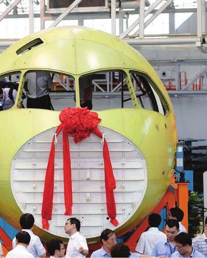 The first aileron iron bird specimen was completed at Aerospace Haiying (Zhenjiang) Special Materials for installation in the C919 iron bird test rig.