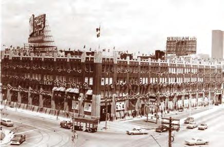 Housey Street LOBLAW GROCETERIAS BUILDING ESTABLISHED 1928 In 1919, Theodore Pringle Loblaw and J.