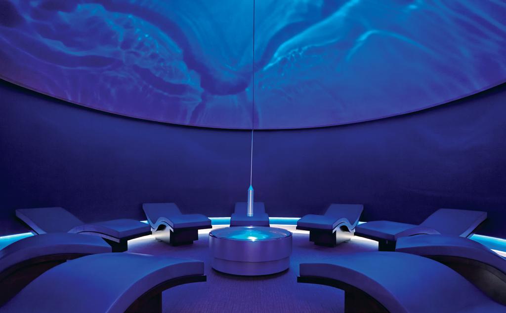 07 AQUAVANA Start your journey by stepping into our Aquavana hydrothermal experience, complimentary on the day of your service.
