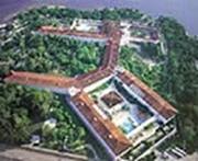 TROPICAL DE MANAUS HOTEL Description: The largest deluxe hotel of Brazil is located in the heart of the largest ecological reservation of the world: the amazon forest.