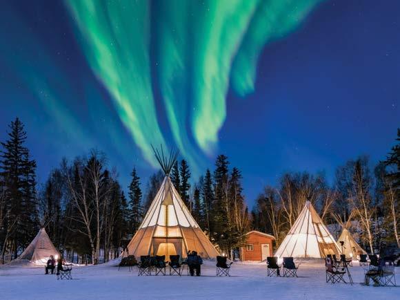 DISCOVER YELLOWKNIFE & THE NORTHERN LIGHTS OF THE NORTHWEST TERRITORIES Adventures abound in the Northwest Territories the beating heart of the north.