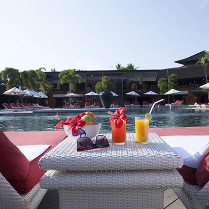 equipped with deckchairs, parasols and showers. QUIET POOL Outdoor pool Size: 32 cm x 13.5 cm Depth (min./max.): 1.