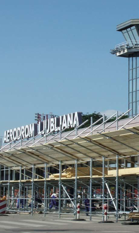 16 zaposlila 1000 delavcev. Poslovna cona z različnimi dejavnostmi še dodatnih 2500. Aerodrom Ljubljana že zdaj povečuje število zaposlenih.