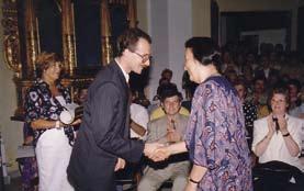 Award, avstralsko David Mellor Medal ter leta 1999 kot prva in doslej edina ženska tudi najvišjo japonsko nagrado Honda Award.