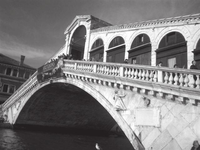 IZLETI VENECIJA Dio gimnazijalaca 10. 11. 2007. imao je priliku posjetiti Veneciju te razgledati prekrasnu izložbu.