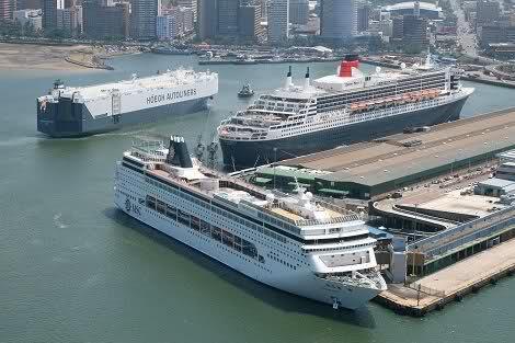 11 days cruise Cape Town with 3 days cruise Walvis bay with 4 days