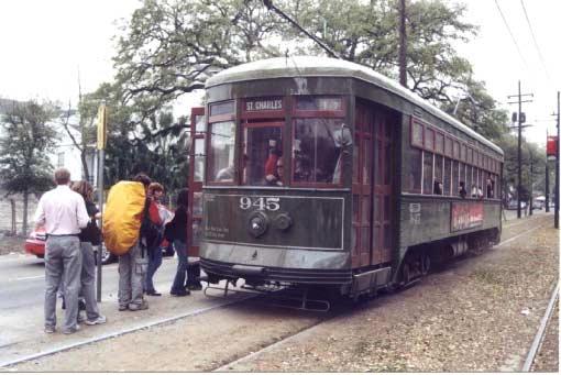 NEW ORLEANS -Above ground street cars that operate on tracks in