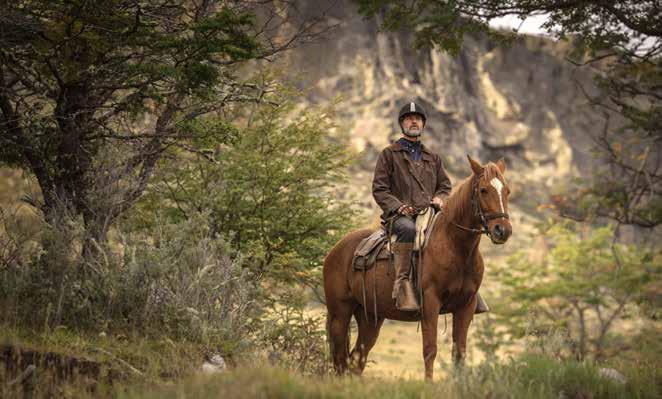 We will ride horses for approximately 5 hours through Lenga forests and around the lagoon, galloping by terraces formed by glacial waters.