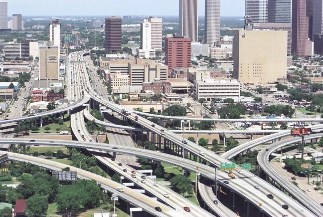 Downtown Freeways 131 Critical bottleneck: The six-lane Pierce Elevated, named after the street immediately adjacent to it, has become the most critical bottleneck in the downtown interchange complex.
