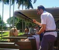 The Top End Darwin City Airport Shuttle Service Darwin City Airport Shuttle Service operates directly from the terminal door at the Darwin International Airport, transferring passengers to and from