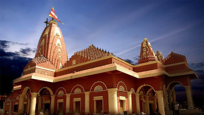 2017 Dwarka (DWK) Overnight stay at Dwarka. After Breakfast visit to Nageswar Jyotirlinga Temple, Rukmani Temple. 29.05.