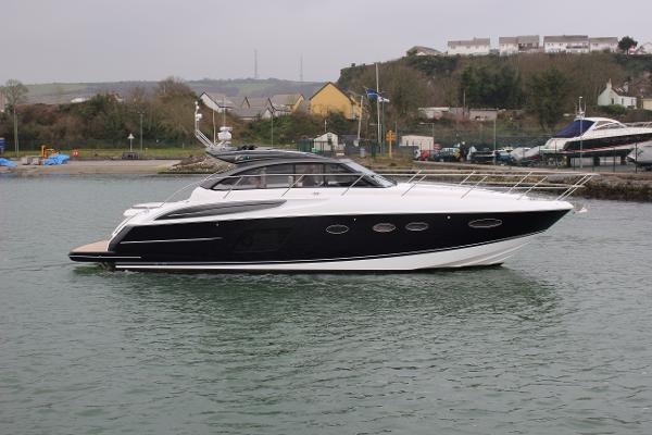 2017 PRICE: 825,000 INC VAT Ref:PB1392 2017 SPORTS YACHT FOR SALE, FITTED WITH: Twin Volvo IPS 600 435hp diesel engines Volvo joystick control Midnight blue hull Retractable hardtop sunroof Walnut