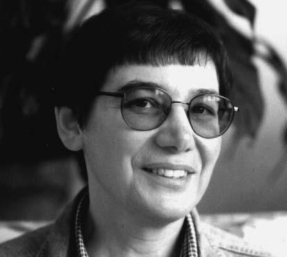 Pri la aŭtoro Anna Löwenstein ekinteresiĝis pri la romianoj dum sia unua vizito al Italujo en 1982.