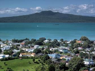 that offers great views of the surrounding city and waterways all the way to Rangitoto