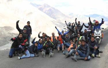 welcome to Ladakh Route Attractions: Delhi- Ludhiana- Patnitop- Srinagar Sonmarg- Zozila Pass- Gumri post- Drass (kargil War Memorial) Kargil Lamayuru- Fotu La- Gurudwara pa har saiabh- Magne c Hill-