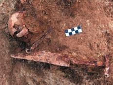 Ukupno je istraženo 35 grobova s 50 kostura, koje se općenito može okarakterizirati kao loše, što je vjerojatno posljedica kiselosti tla.