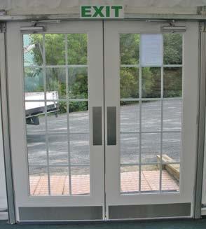 A minimum leg height of 2.4m is required for use of the fibretech doors.