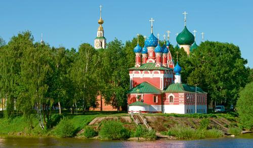 Day 9 Uglich Uglich walking discovery tour with Church of St.