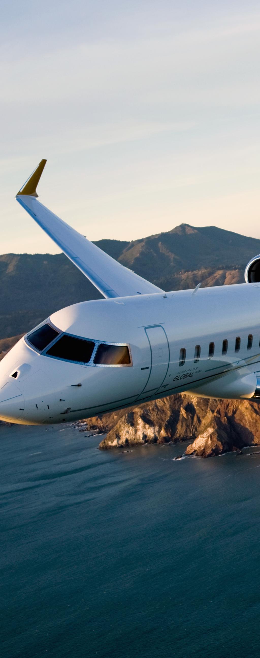 About Us Delta World Charter - Your Ally and Partner In Aviation At Delta World Charter, we know that our customers have a choice when selecting their air charter broker.