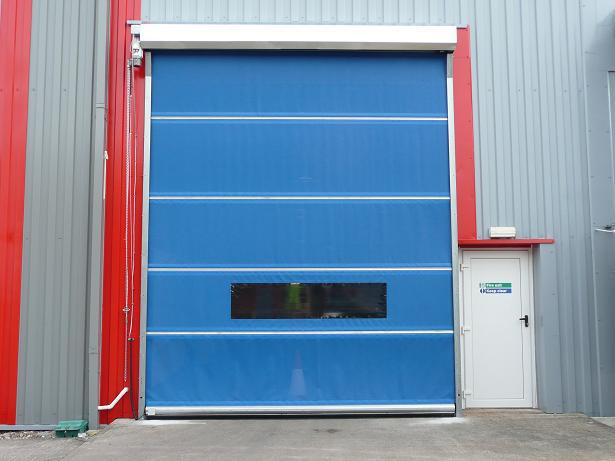 INDUSTRIAL Roller door SCREENS Industrial roller doors are installed as a secondary door in warehouses or factories where
