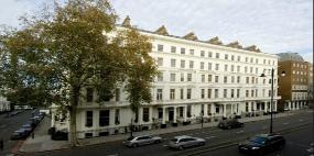 Kingdom Beautiful Victorian apartment hotel in Kensington 75 years Upper Upscale 105 Fraser Place Canary Wharf United