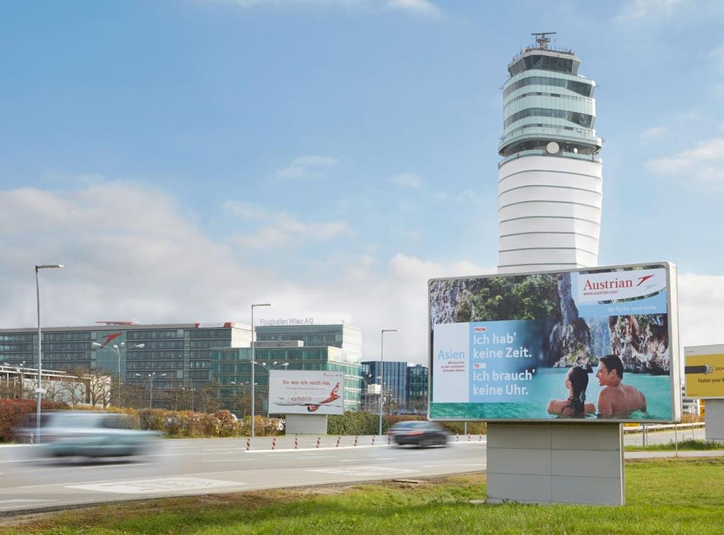 OUTDOOR ADVERTISING Airport Entrance & Exit Roads Large-scale light boxes along the airport entrance and exit roads Format: 6.