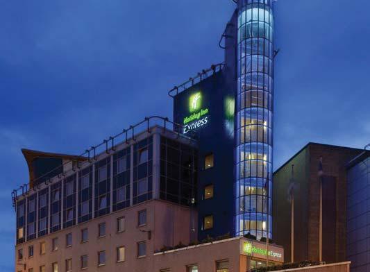 GB 74 / 79 (single use / double use) Allotment: 30 rooms ublic: 35 min Taxi: 20 min 34 - HOLIDAY INN EXRESS STRATHCLYDE ARK This budget hotel is your suburban option, if you are looking to