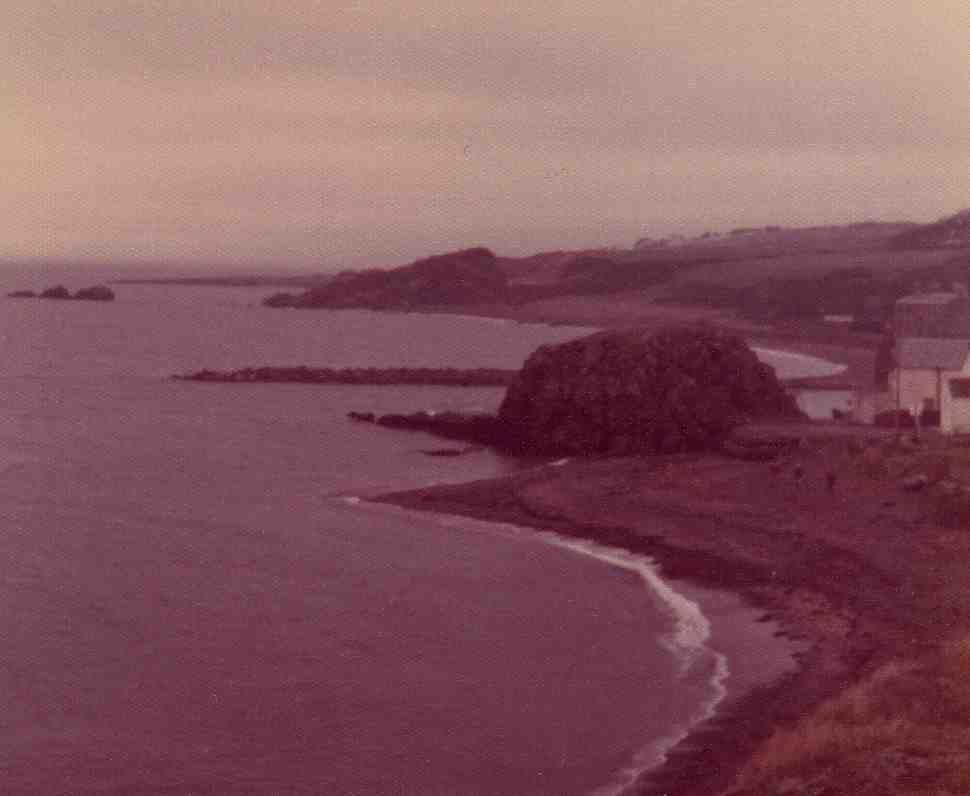 Ayrshire coast Tintern, 13 December 1976 We left Turnberry at about 10.00 am yesterday morning and drove through some attractive Ayrshire villages. We then passed into Galloway.