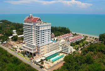 14 New Year s Day Day at leisure Morning: a late breakfast and a day free to enjoy the beautiful surroundings and facilities of your hotel beside the Gulf of Thailand.