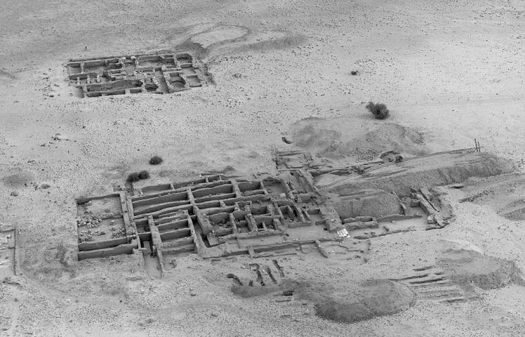 B 1200: The Napatan palace and the Aspelta throne room. The labyrinthine mud brick walls southwest of B 800 are the remains of the Napatan palace, designated "B 1200," at Jebel Barkal (fig. 1).