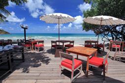 Bars and Fine Dining Breeze Restaurant Experience a menu of fine culinary delights, including authentic Thai cuisine, international dishes, seafood and BBQ at an unrivalled beachfront setting.