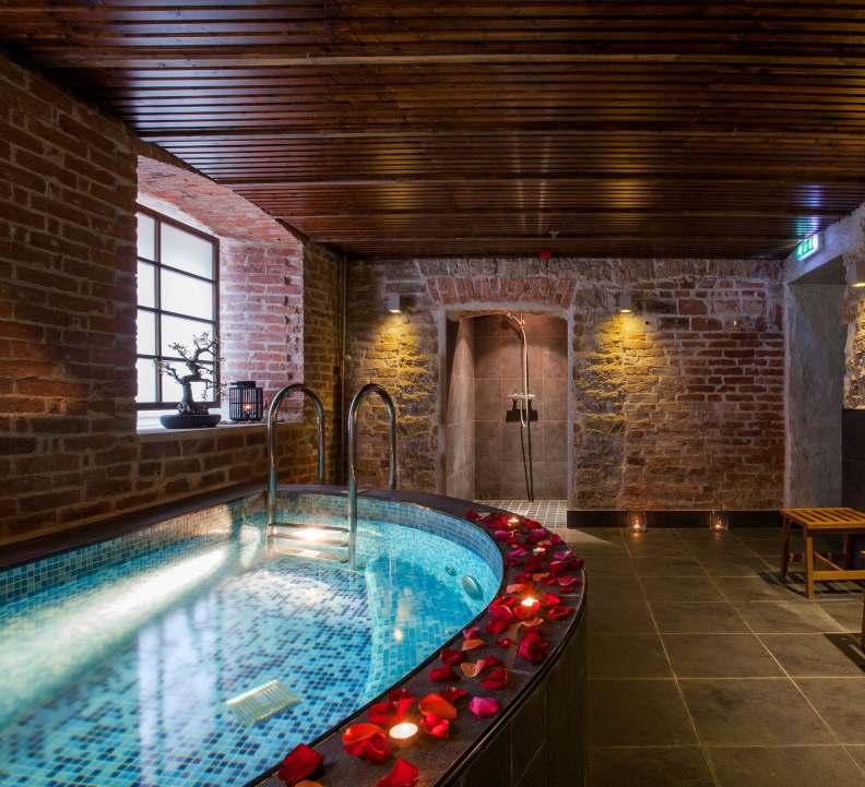 Our Zen SPAs at Kreutzwald Hotel Tallinn and The von Stackelberg Hotel Tallinn are magical places to experience the festive season. We have put together a whole host of treats for you.