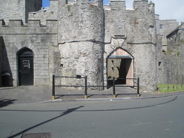 Castle Rushen main entrance as seen from the road On foot: Castle Rushen is next to the harbour in Castletown and is on level ground.