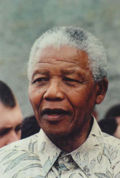 Background (cont) 24 th September 1997: Former President Nelson Mandela formally launched the Robben Island Museum and the then DACST appointed the new