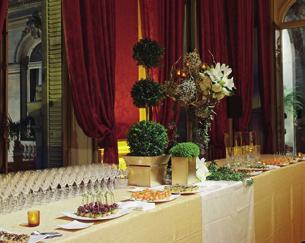 S pecial visits Breakfast Offer your guests a private breakfast in the Tea Room, one of the loveliest dining rooms in Paris, and let a guide show you the museum s remarkable collections and temporary