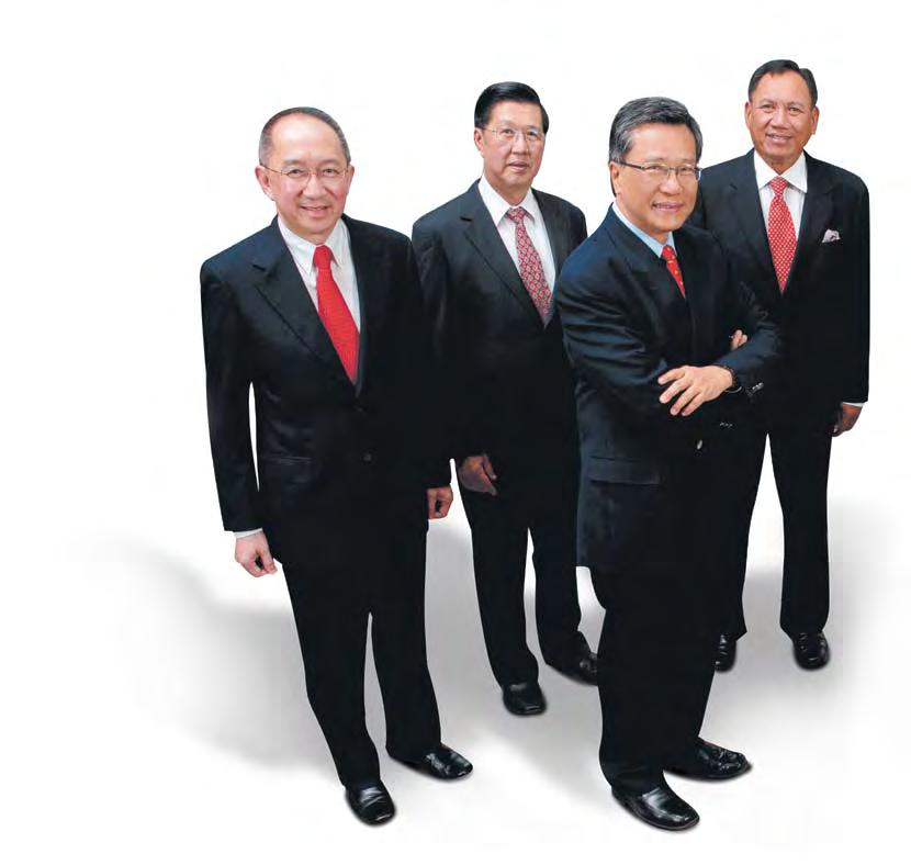 BOARD OF DIRECTORS TAN SRI LIM KOK THAY Chairman and Chief Executive (third from left) TUN MOHAMMED HANIF BIN OMAR Deputy Chairman (third from right) MR QUAH CHEK TIN Independent Non-Executive