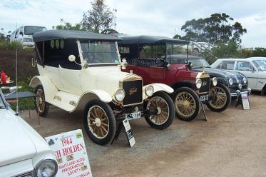 Dodge Tourer and a 1927 Austin 7