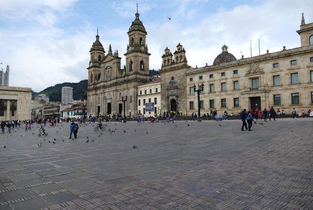 DAY 2 - BOGOTÁ L A C A N D E L A R I A You will take a guided tour to the main attractions of Bogotá.