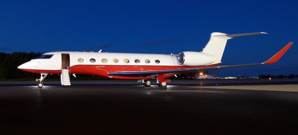 The Gulfstream V-550 The Gulfstream V-550 offer significant operational flexibility, providing an economical solution for up to 6500 nautical miles and short-range travel as