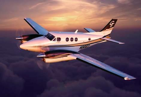 The King Air 90 The King Air 90 masterfully combines comfort, performance and economy.