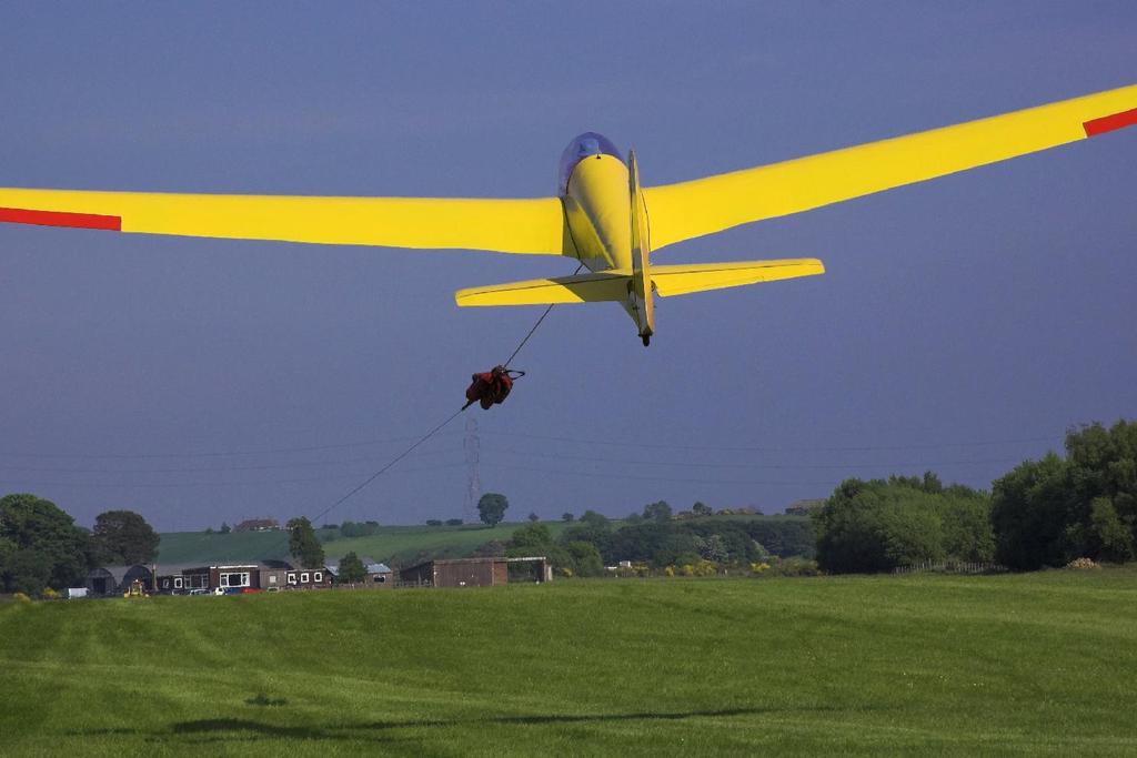 Winch launching Glider accelerated by a cable attached to a