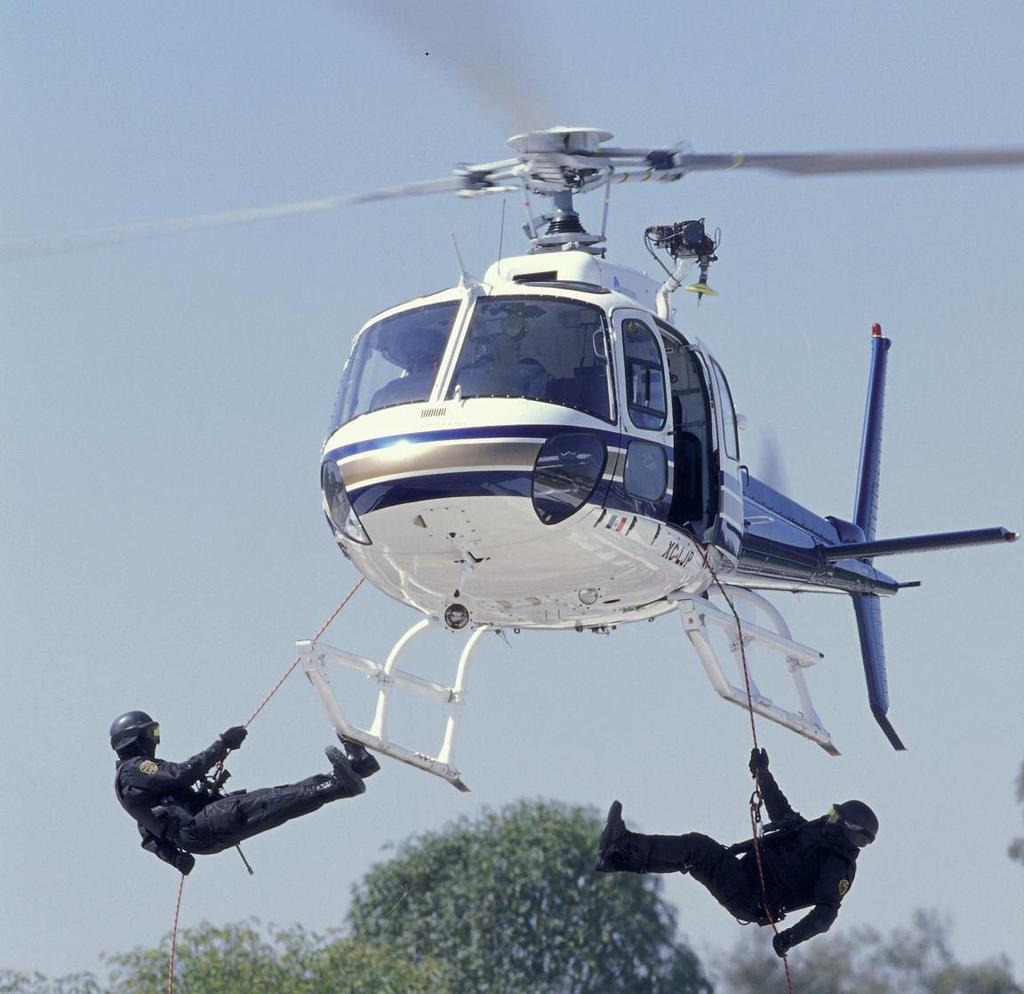 006 AS350 B3e Law Enforcement The AS350 B3e is well adapted to multi-role law enforcement missions: surveillance, command and control, search and rescue, SWAT unit transportation or hoisting of
